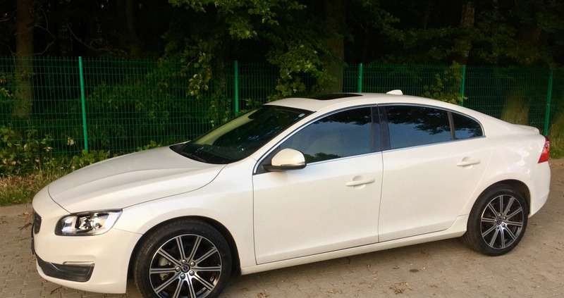 Volvo S60 cena 72000 przebieg: 20500, rok produkcji 2018 z Jarocin małe 704